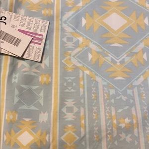 LuLaRoe Irma Tunic